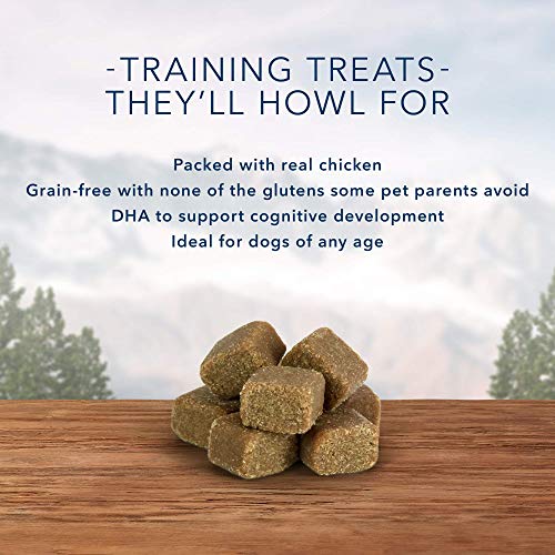 Blue Buffalo Wilderness Trail Treats Wild Bits Grain Free Soft-Moist Training Dog Treats, Chicken Recipe 4-oz bag